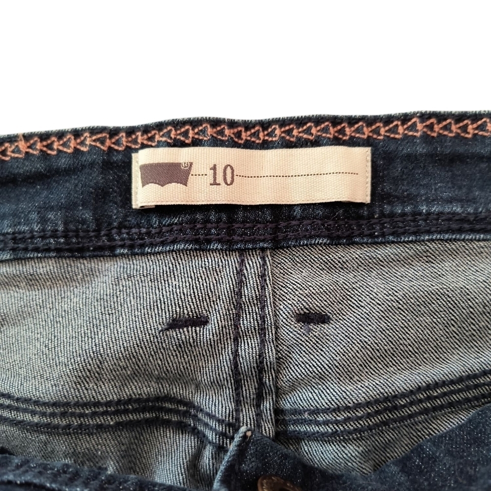 Women's Levi's Blue Denim Shorts Size 10 - Picture 7 of 9